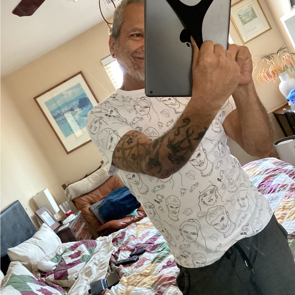 Face Tee